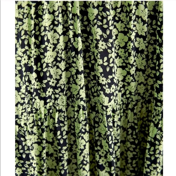 🍁HP🍁Zara Flowy Printed Dress - Picture 5 of 6